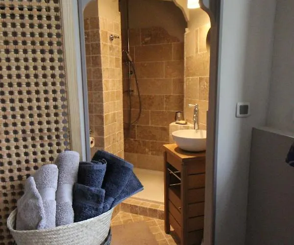 Couette-café Château De Ruesnes