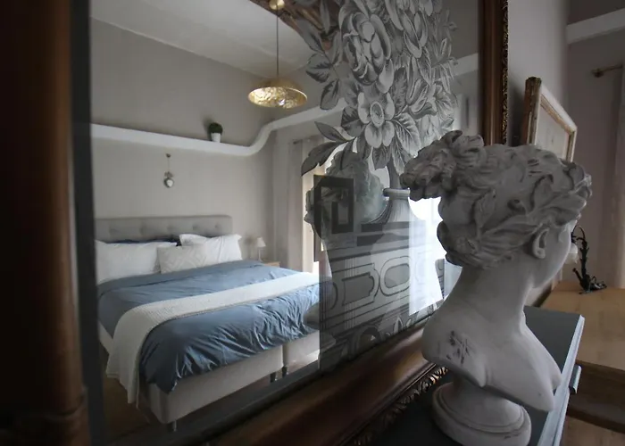 Couette-café Château De 3*